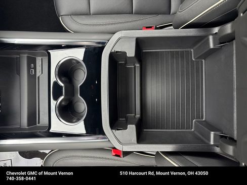 New 2025 Chevrolet Suburban Premier image 22