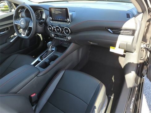 New 2025 Nissan Sentra SR w/ SR Premium Package image 18