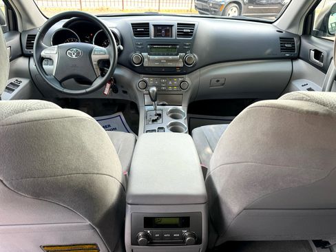 Used 2008 Toyota Highlander Sport image 10