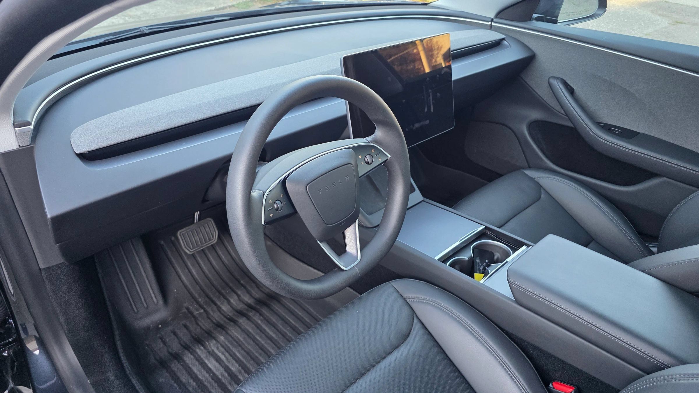 Used 2025 Tesla Model 3 Long Range RWD image 9