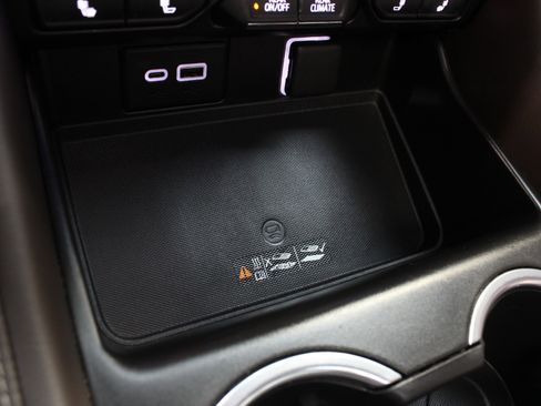 Used 2021 Chevrolet Tahoe LT w/ LT Signature Package image 63