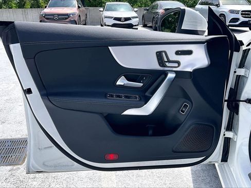 Used 2022 Mercedes-Benz CLA 250 image 19