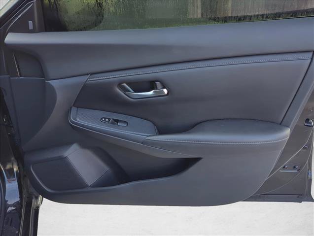 Used 2022 Nissan Sentra SV FWD image 24