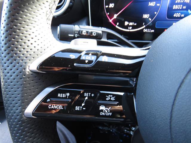 Used 2026 Mercedes-Benz GLC 300 4MATIC image 11