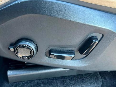 Used 2022 Volvo XC90 T6 Inscription w/ Advanced Package image 24