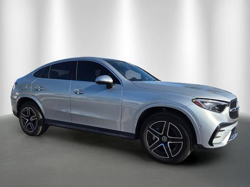 Used 2026 Mercedes-Benz GLC 300 4MATIC image 2
