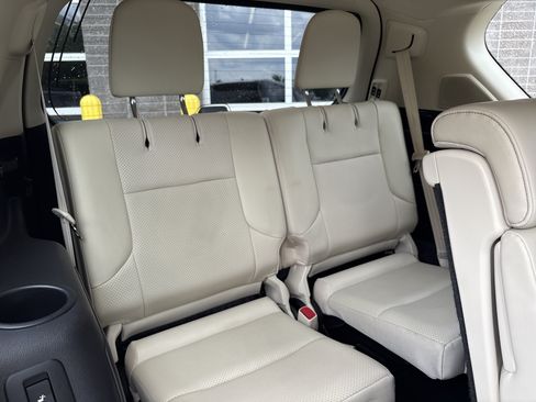 Used 2021 Lexus GX 460 Luxury w/ Off Road Package AWD/4WD image 30