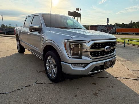 Used 2022 Ford F150 Platinum w/ Equipment Group 701A High AWD/4WD image 8