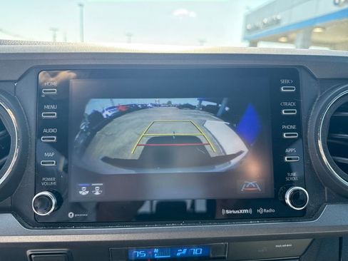 Used 2023 Toyota Tacoma TRD Off-Road image 25