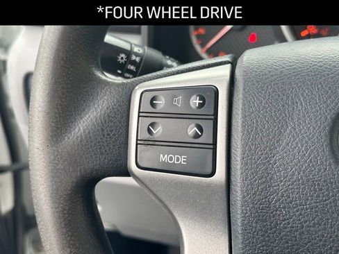 Used 2013 Toyota 4Runner SR5 image 6