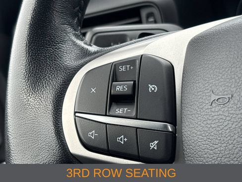 Used 2020 Ford Explorer XLT w/ Comfort Package AWD/4WD image 10