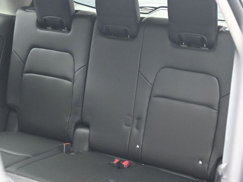 New 2026 Nissan Pathfinder SL image 22