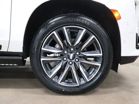 Used 2021 Cadillac Escalade Sport Platinum image 39