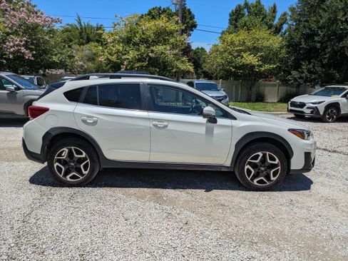 Used 2019 Subaru Crosstrek 2.0i Limited w/ Moonroof Package w/Navigation AWD/4WD image 3
