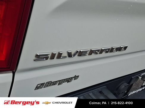 Certified 2020 Chevrolet Silverado 1500 Custom w/ Custom Value Package AWD/4WD image 31