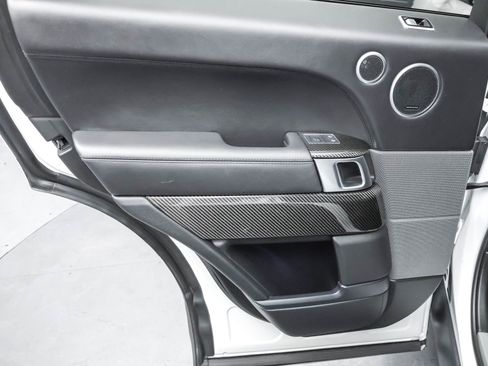 Used 2022 Land Rover Range Rover Sport SVR image 29