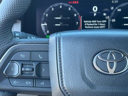 Certified 2025 Toyota Tacoma Limited image 22
