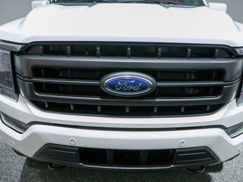 Used 2023 Ford F150 Lariat w/ Equipment Group 502A High AWD/4WD image 4
