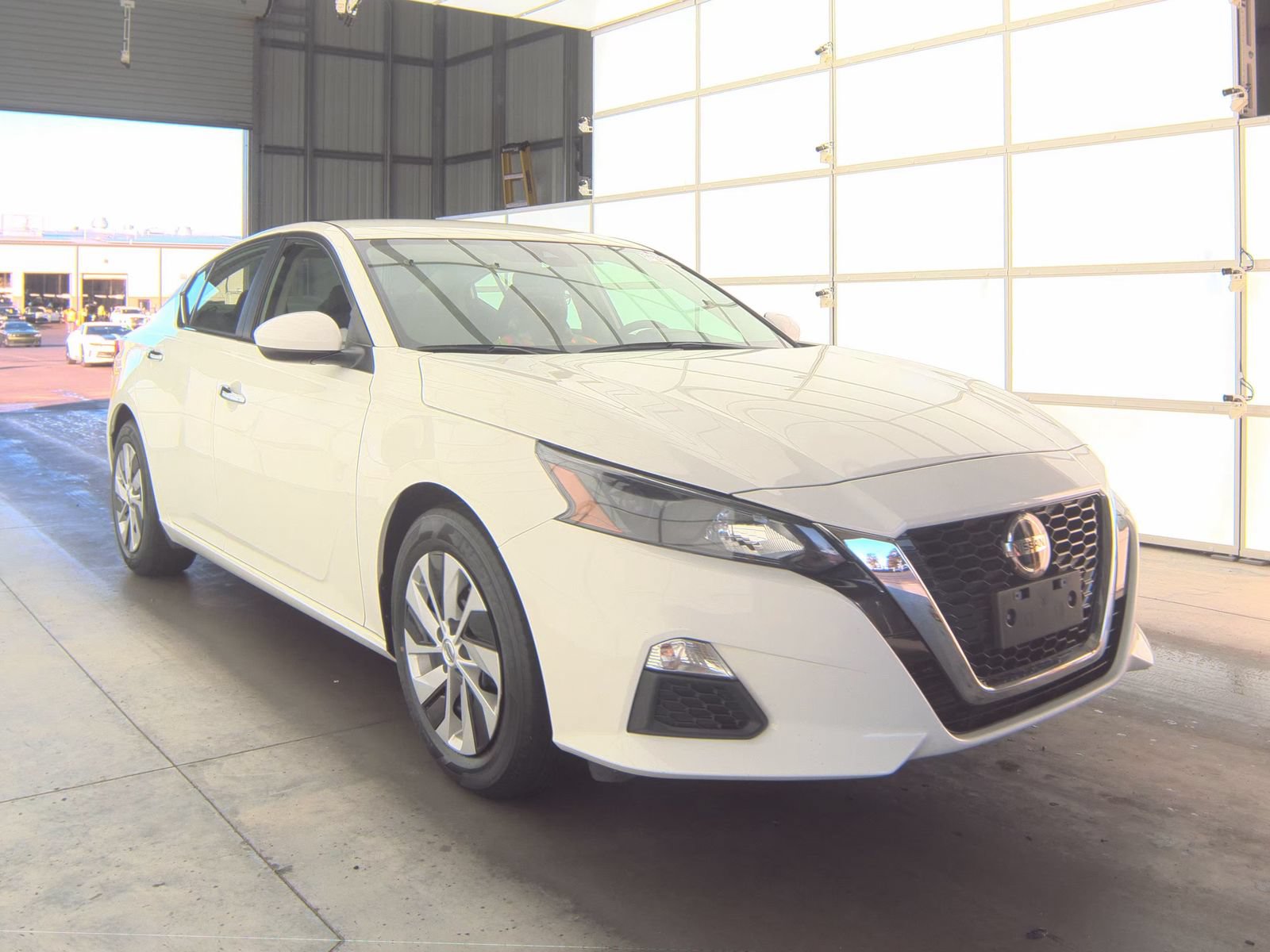 Used 2022 Nissan Altima 2.5 S FWD image 4