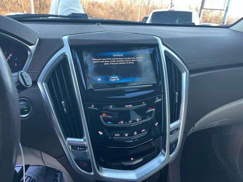 Used 2015 Cadillac SRX Luxury w/ Driver Awareness Package image 12