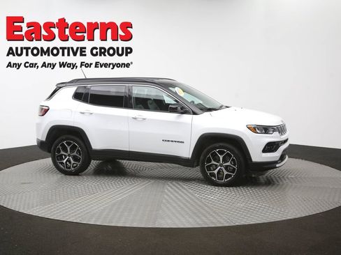Used 2025 Jeep Compass Limited AWD/4WD image 47