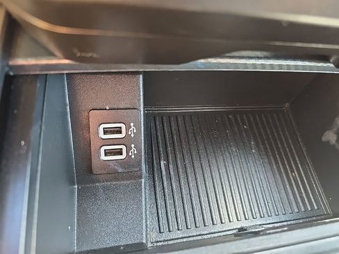 Used 2018 Ford F150 XLT w/ Equipment Group 302A Luxury image 18