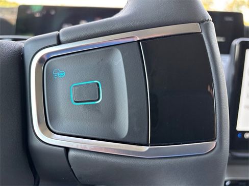 New 2025 Ford Expedition Max Active image 19