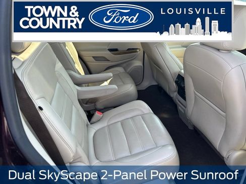Used 2018 GMC Acadia Denali w/ Technology Package AWD/4WD image 14