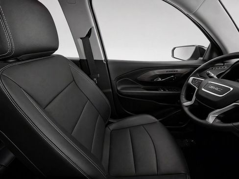 Certified 2024 GMC Terrain SLT w/ Infotainment Package II AWD/4WD image 18