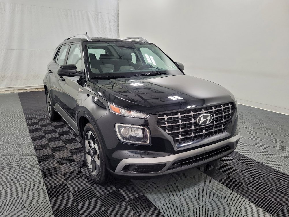 Used 2024 Hyundai Venue SEL FWD image 13