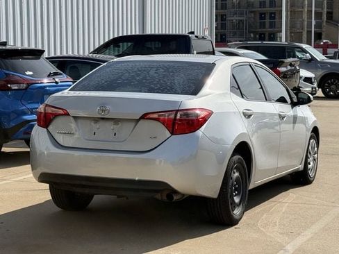 Used 2019 Toyota Corolla LE FWD image 4