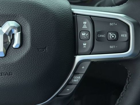 New 2026 RAM 2500 Big Horn AWD/4WD image 27