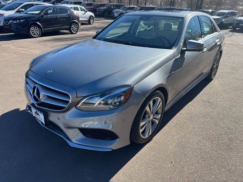 Used 2014 Mercedes-Benz E 350 4MATIC image 3