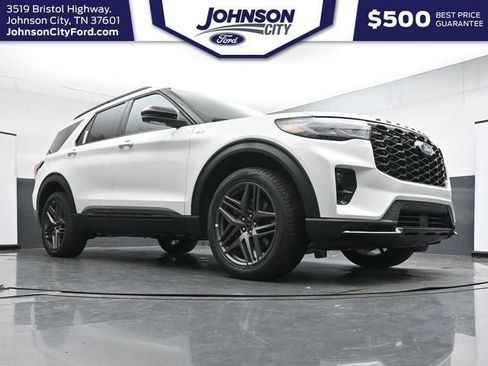 New 2026 Ford Explorer ST-Line w/ ST-Line Street Pack AWD/4WD image 25