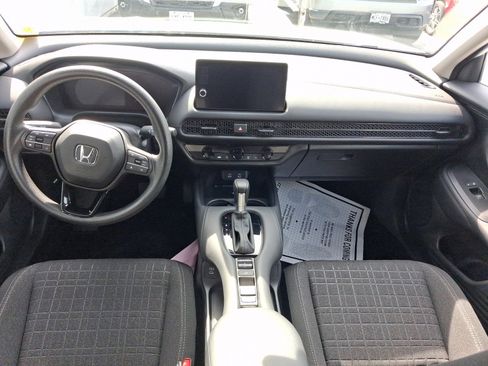 Used 2026 Honda HR-V LX image 12