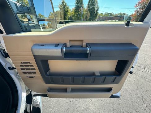 Used 2013 Ford F250 Lariat w/ Lariat Ultimate Pkg image 21