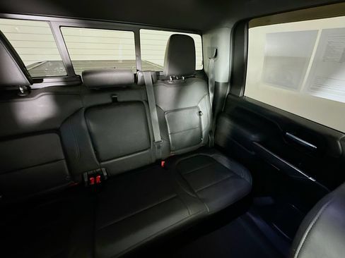 Used 2022 Chevrolet Silverado 2500 LTZ w/ LTZ Convenience Package AWD/4WD image 14
