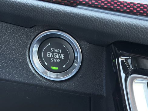 New 2026 Chevrolet Traverse RS image 9