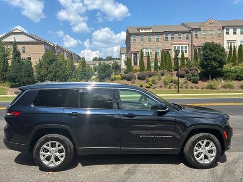 Used 2024 Jeep Grand Cherokee L Limited w/ Luxury Tech Group II AWD/4WD image 2