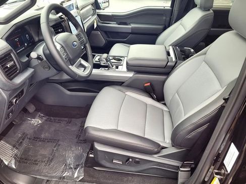 New 2025 Ford F150 Lightning Lariat image 7