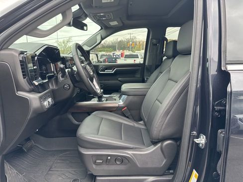 Used 2025 GMC Sierra 1500 SLT w/ SLT Premium Plus Package image 19