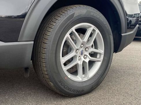 New 2026 Ford Explorer Active w/ Active Comfort Package RWD image 9