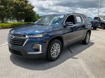 Used 2023 Chevrolet Traverse LT