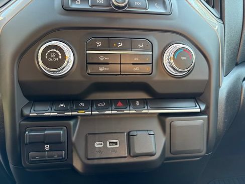 Used 2024 GMC Sierra 1500 Pro w/ Graphite Edition AWD/4WD image 31
