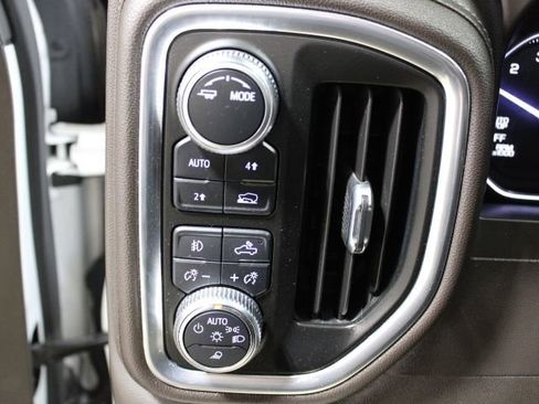 Used 2021 GMC Sierra 1500 SLT image 34
