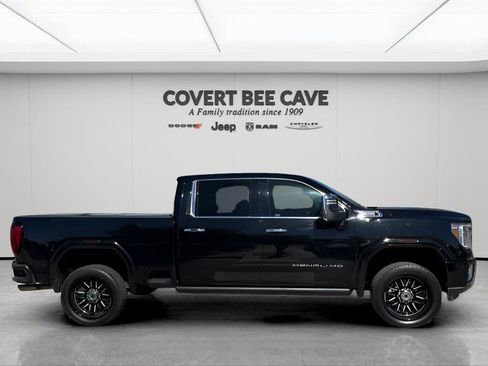 Used 2021 GMC Sierra 2500 Denali w/ Denali Ultimate Package image 11