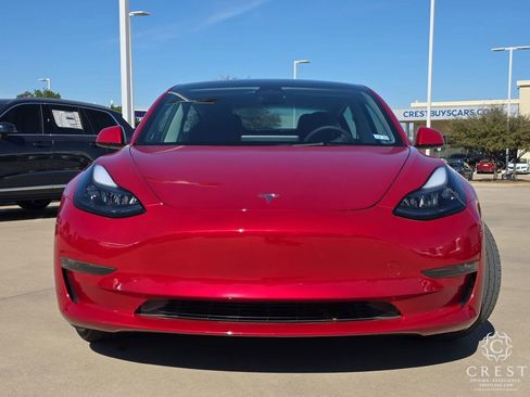 Used 2023 Tesla Model 3 Performance image 2
