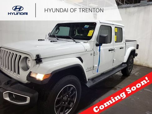 Used 2022 Jeep Gladiator Overland AWD/4WD image 1