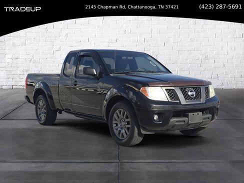 Used 2012 Nissan Frontier SV w/ Sport Appearance Pkg image 2