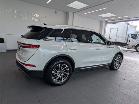 Used 2022 Lincoln Corsair FWD image 13